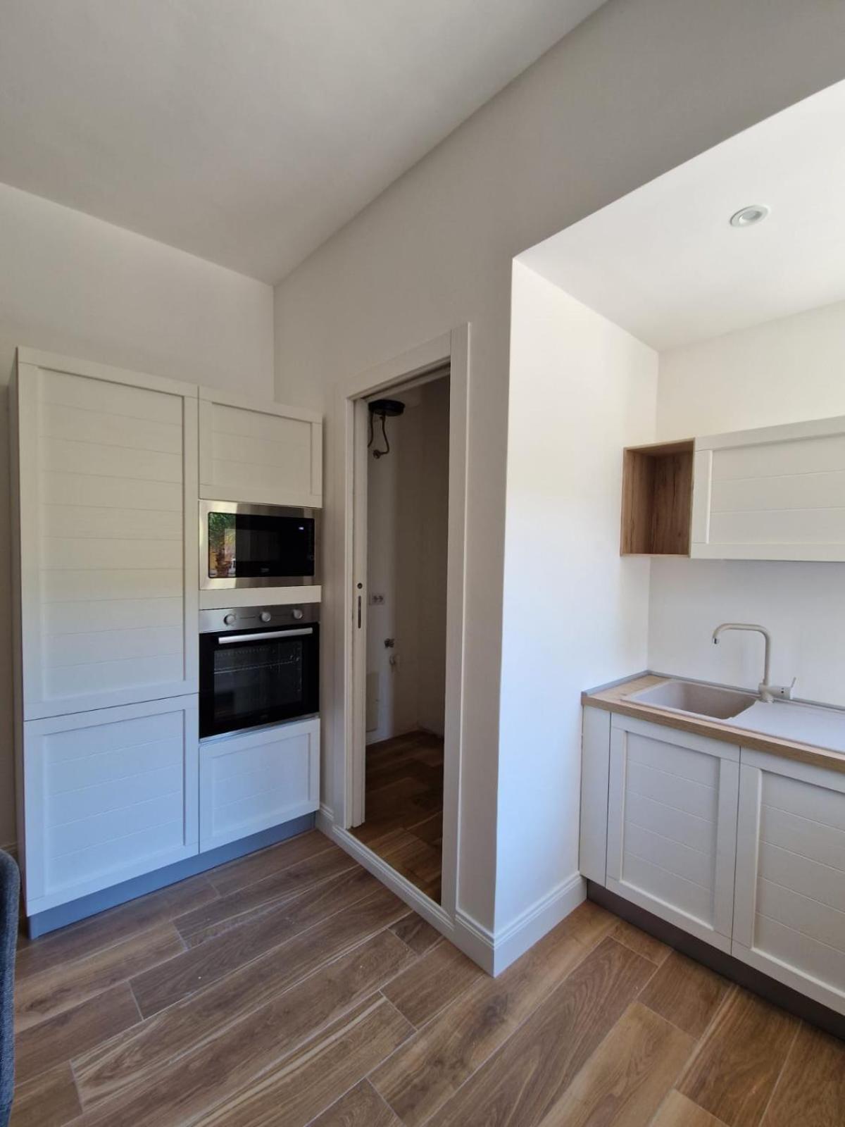 Ten Apartment Brindisi Esterno foto